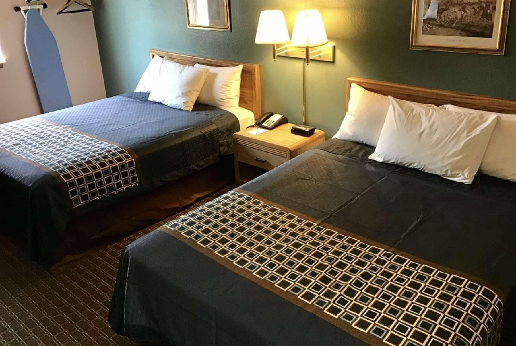 Travelodge By Wyndham Worland Eksteriør billede